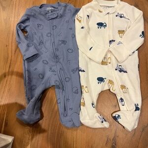 Carter's Zipper Onesie Set